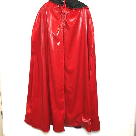 LEG AVENUE  Red Vinyl Blk Lined Long Hooded Cape Discontinued  VTG NOS NWT - Picture 5 of 13